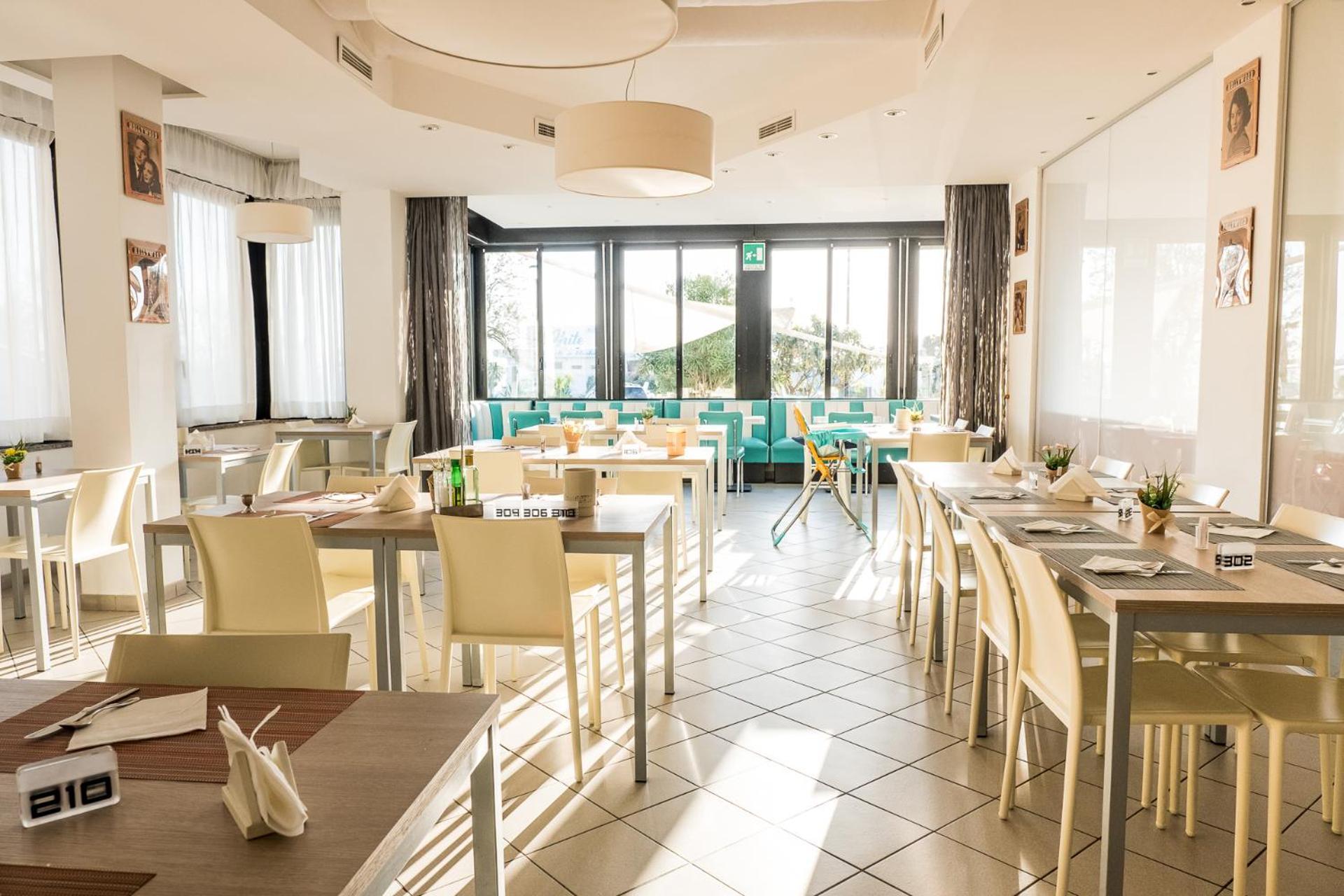 Hotel Rudy Cervia Extérieur photo