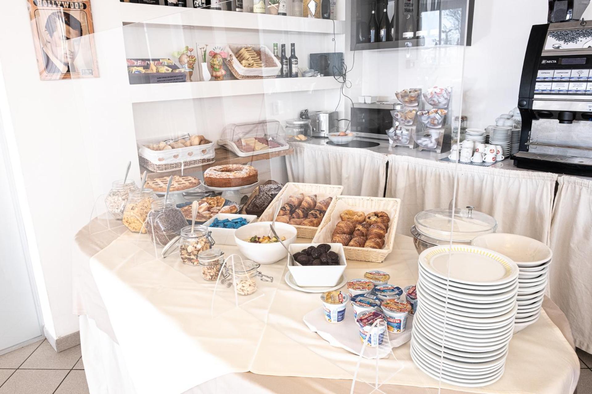 Hotel Rudy Cervia Extérieur photo