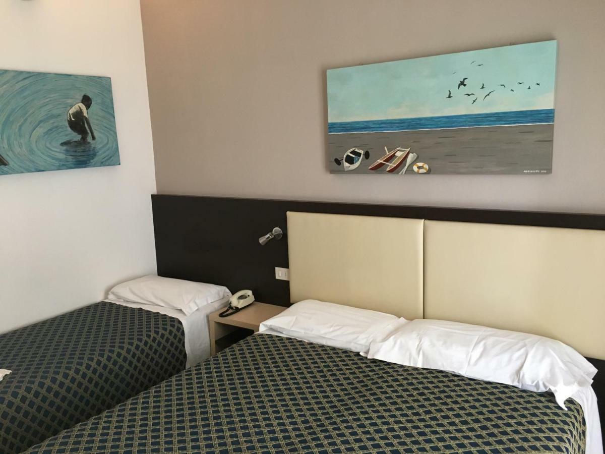Hotel Rudy Cervia Extérieur photo